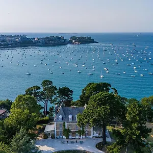 Haute Guais, Maison Et Table D'hotes Vue Couette-café Dinard